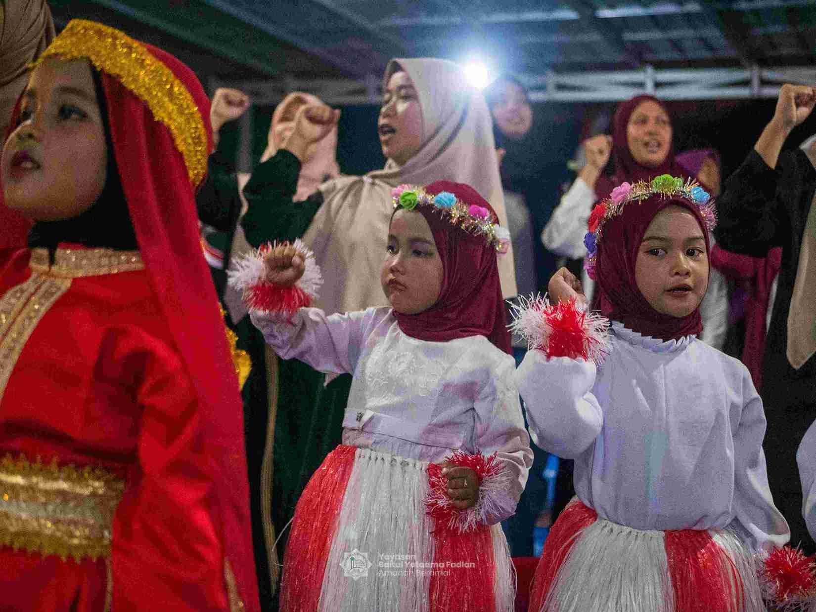 Foto Dokumentasi Anak Yatim