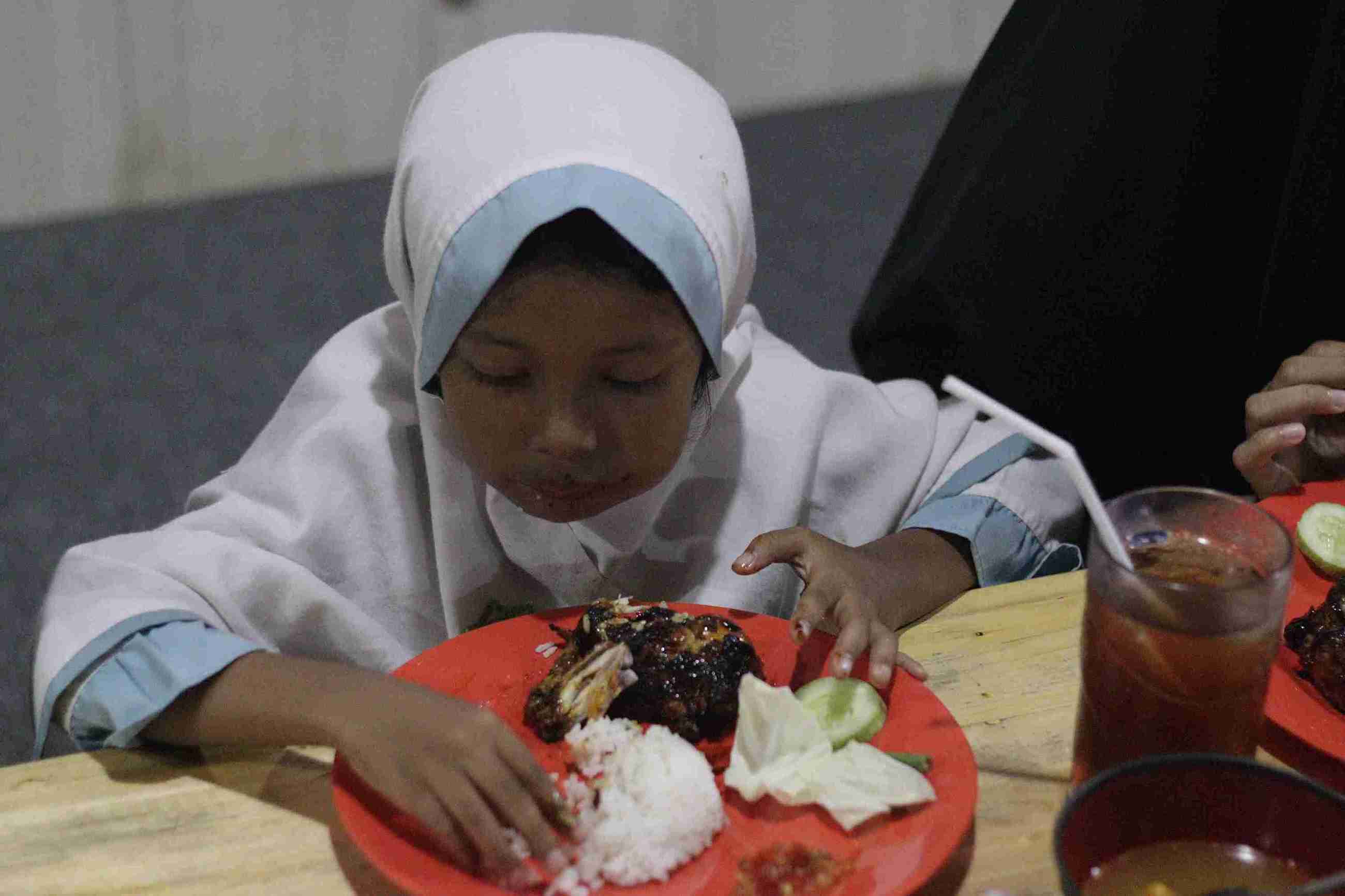 Foto Dokumentasi Anak Yatim