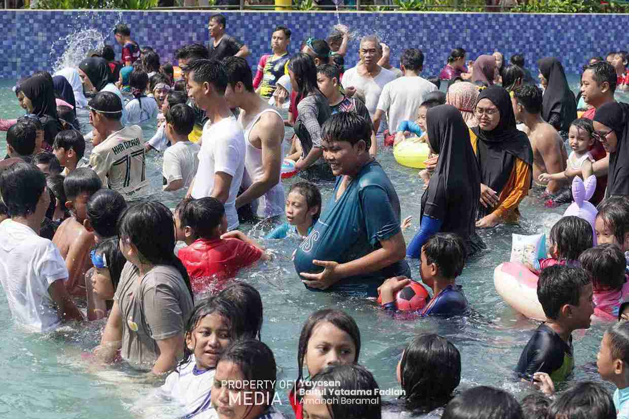 Foto Dokumentasi Anak Yatim