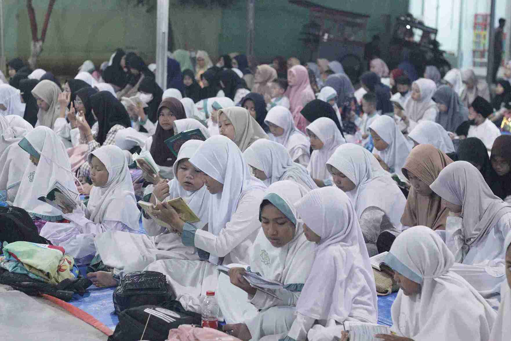 Foto Dokumentasi Anak Yatim