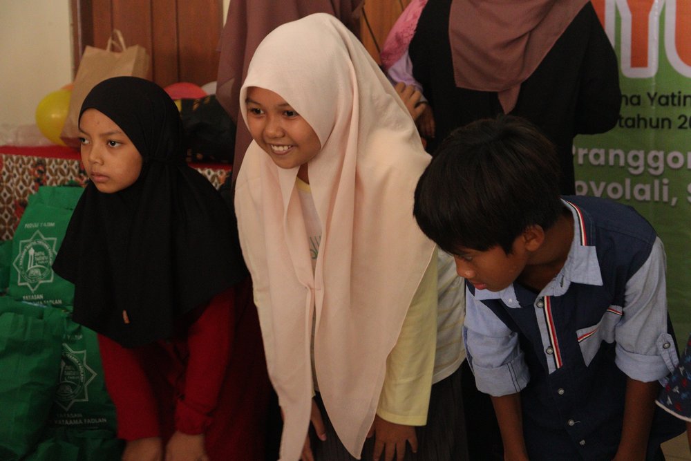 Foto Dokumentasi Anak Yatim