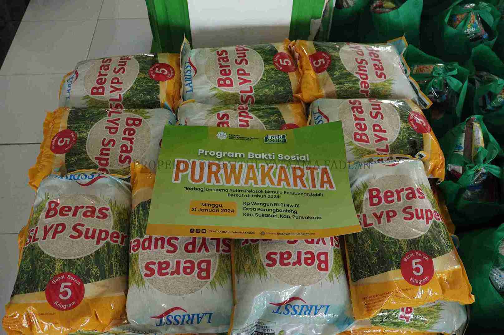 Foto Dokumentasi Anak Yatim