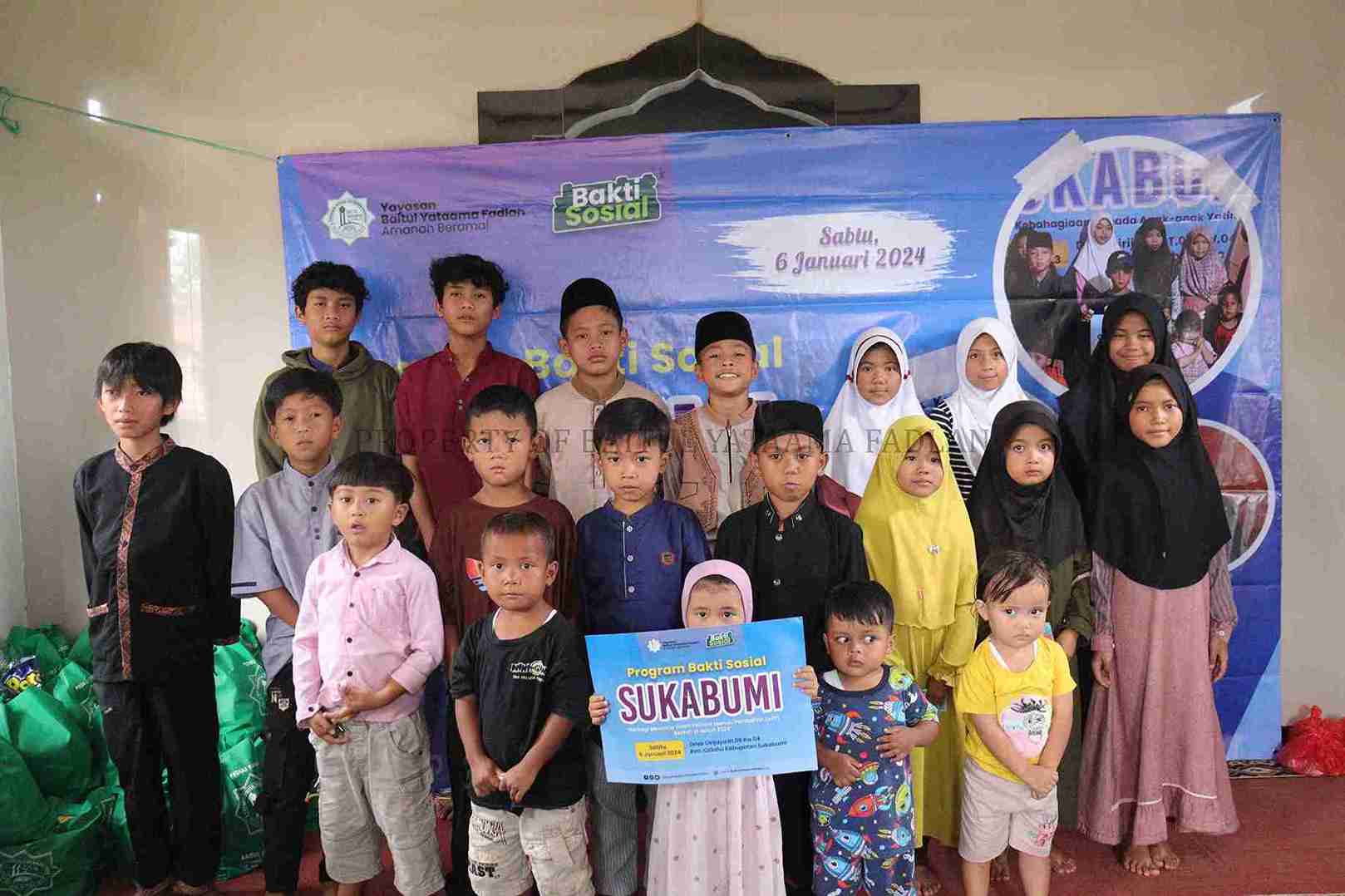 Foto Dokumentasi Anak Yatim