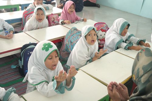 Foto Dokumentasi Anak Yatim