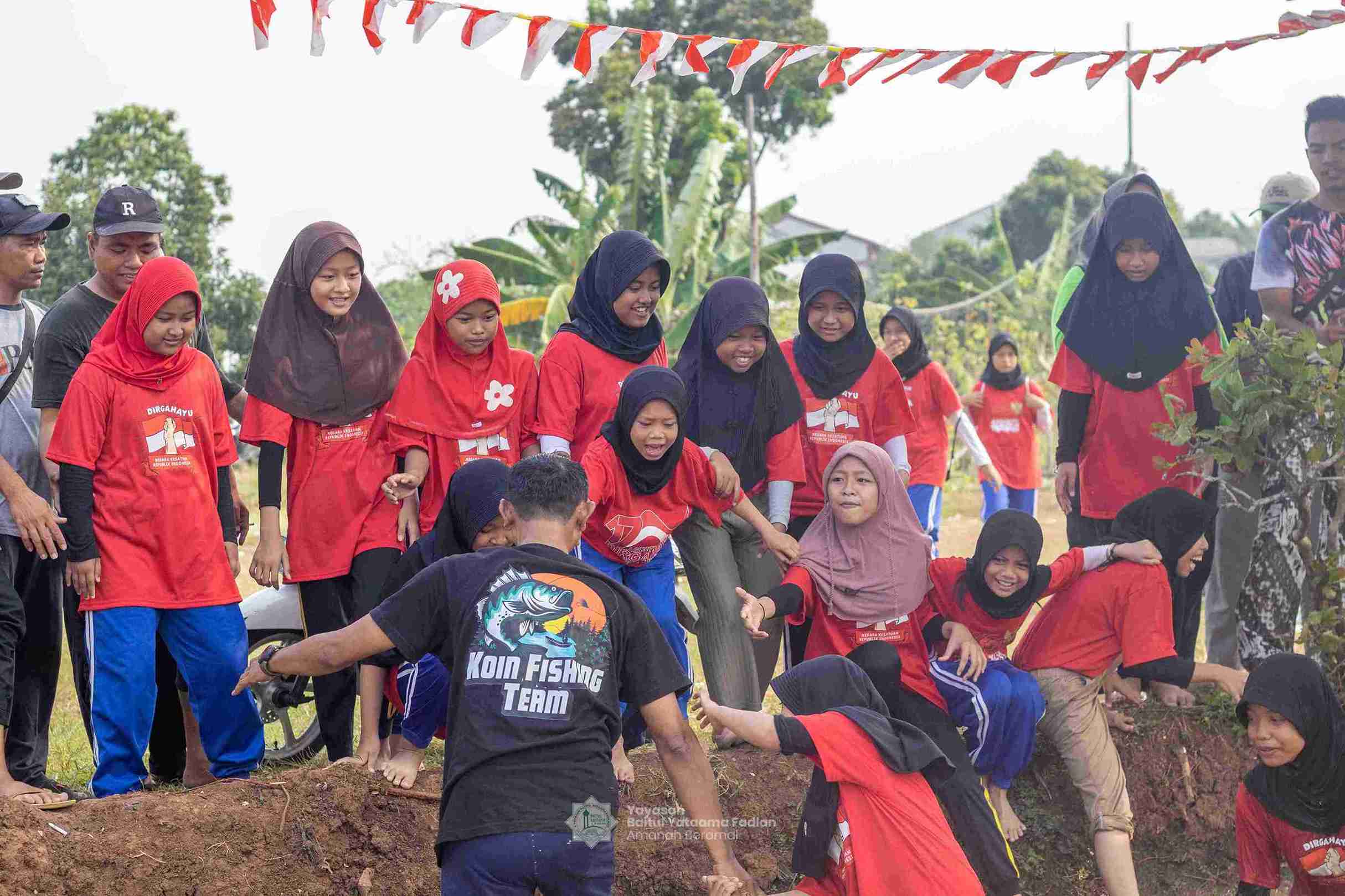 Foto Dokumentasi Anak Yatim