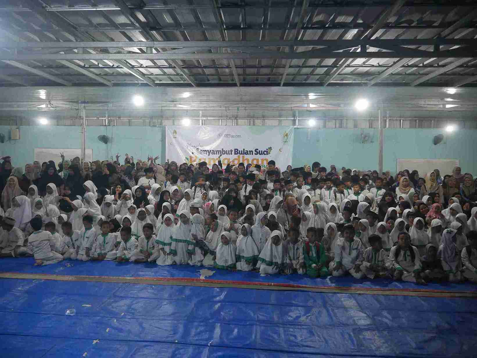 Foto Dokumentasi Anak Yatim