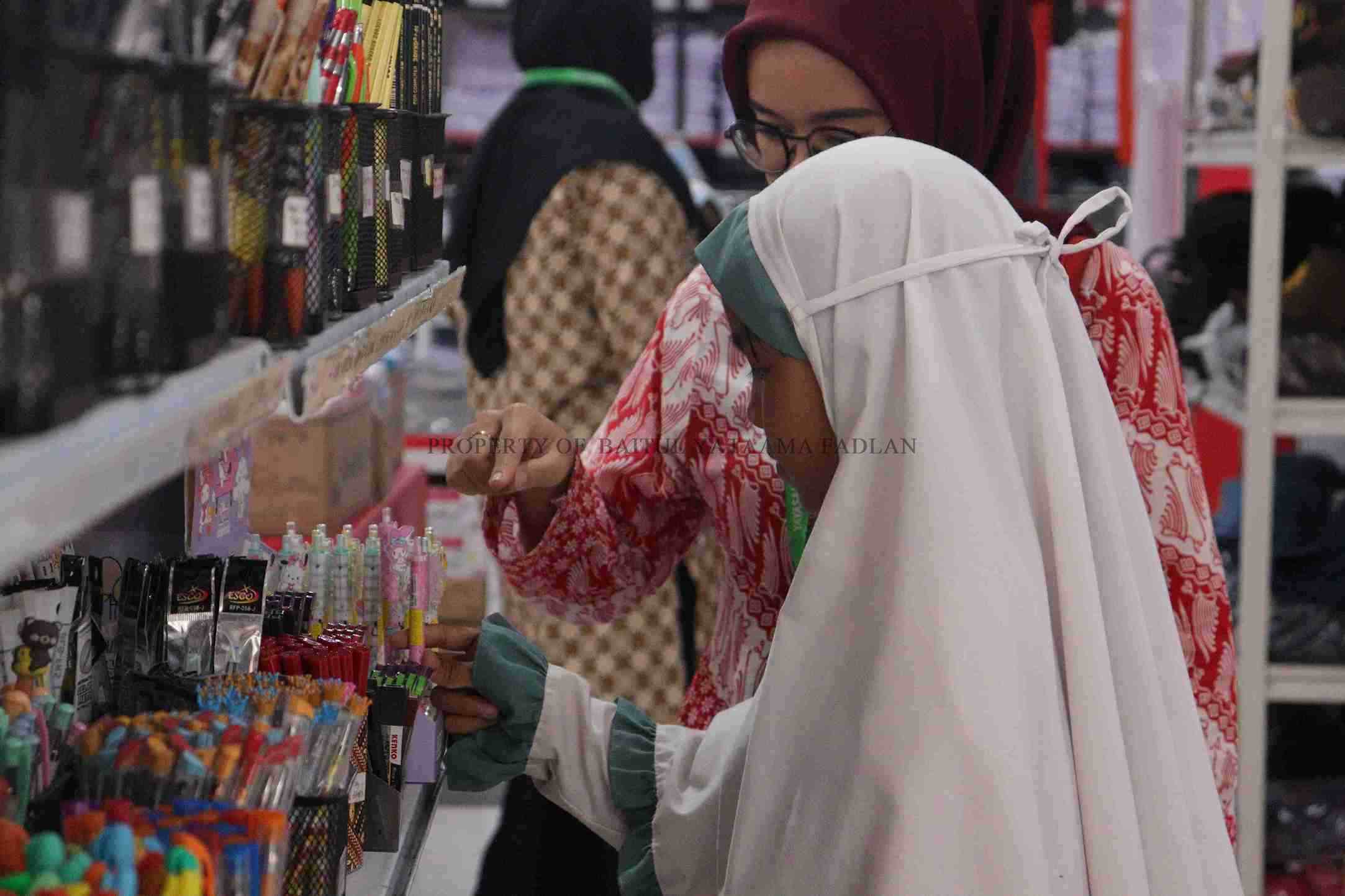 Foto Dokumentasi Anak Yatim