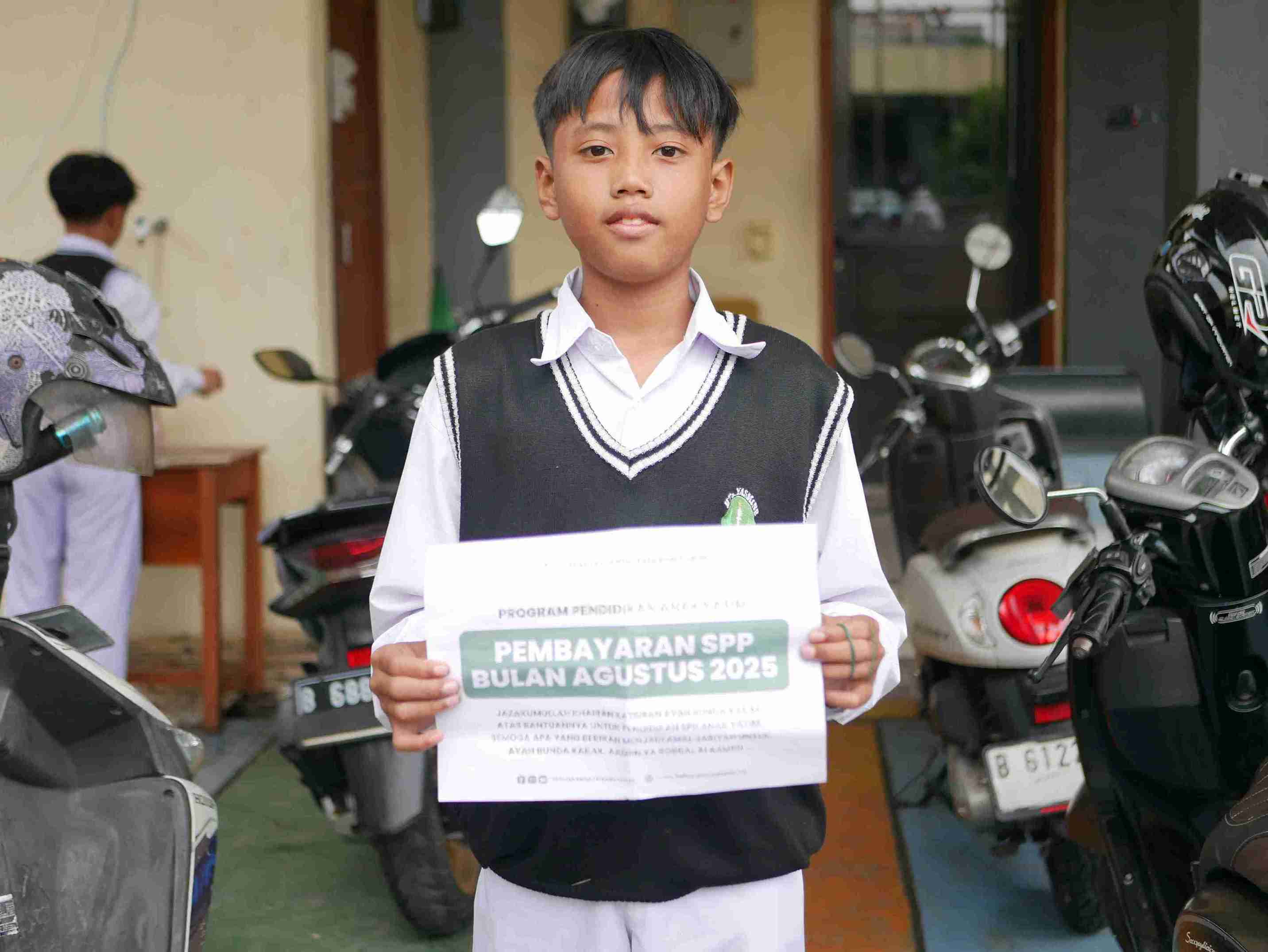 Foto Dokumentasi Anak Yatim